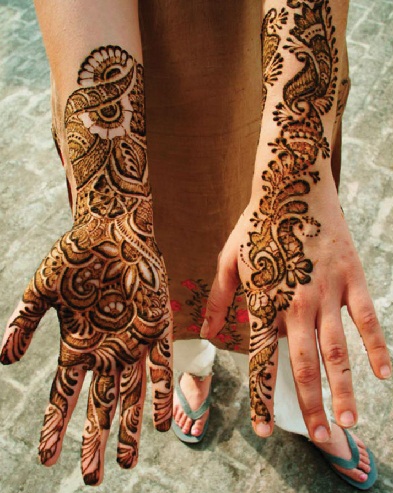 Broad Marathi Mehndi Designs