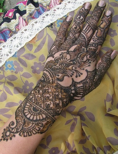 Forearm Marathi Mehndi Designs