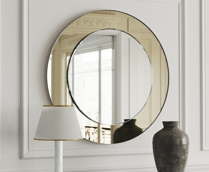 mirror for dining area