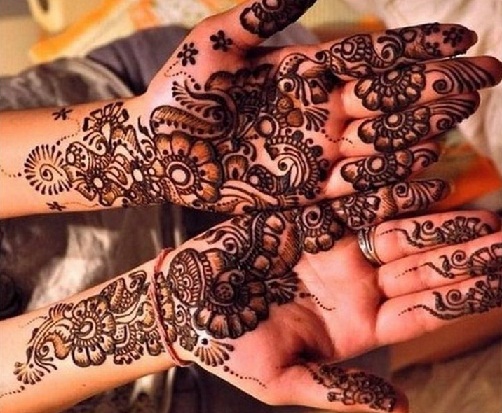 The Pair of Flowers Mehndi Design