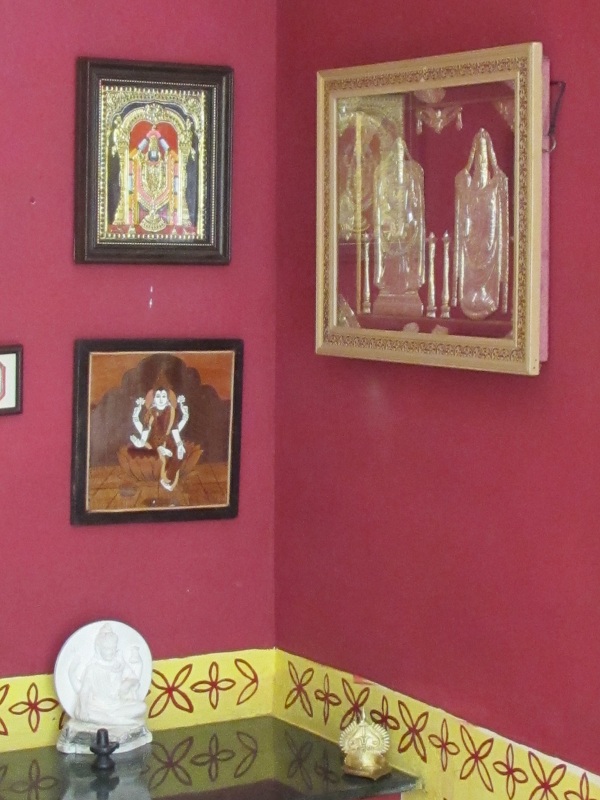 pooja room wall colour