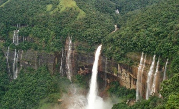 The Calm Vangni Falls