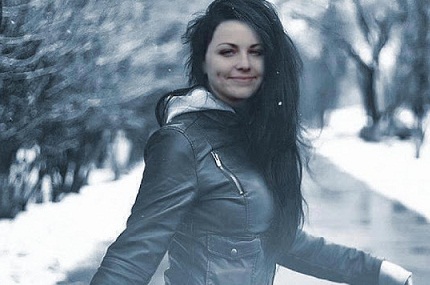 Amy Lee without makeup7