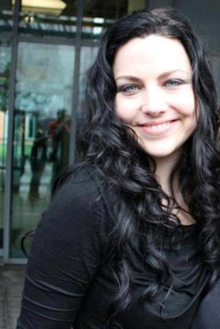 Amy Lee without makeup8