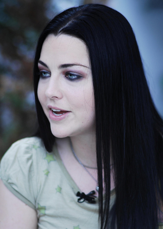 Amy Lee without makeup4