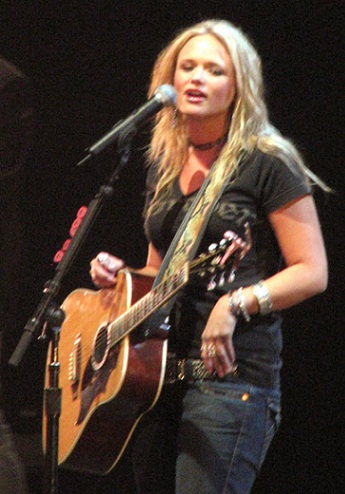 Miranda Lambert without makeup9