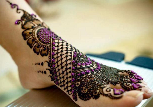 Beautiful Leg Mehndi Teej Festival