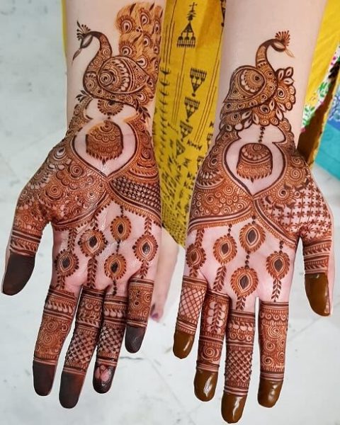 Amazing Arabic Mehndi Design