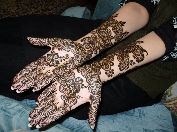 Gulf-Arabic Mehndi Design