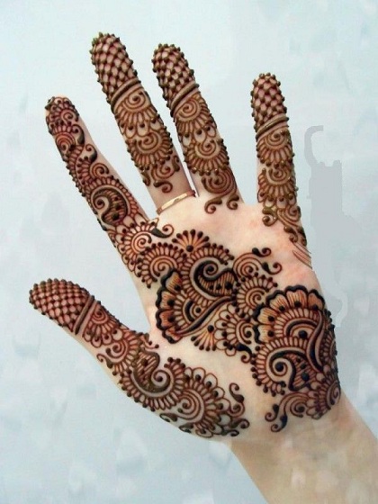 Floral Arabic Mehndi Design