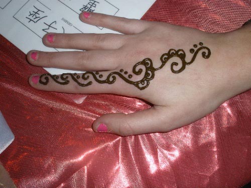 Simple Mehndi