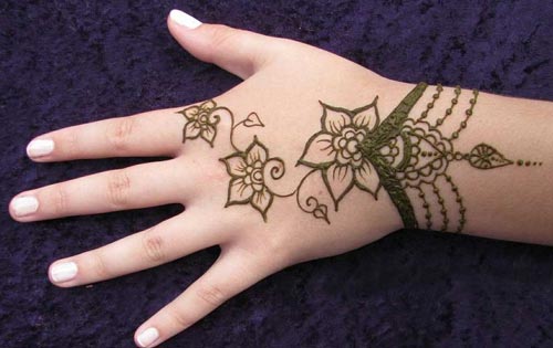 Simple Mehendi Design