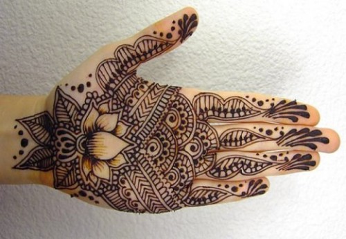 Lotus Easy Mehndi Design