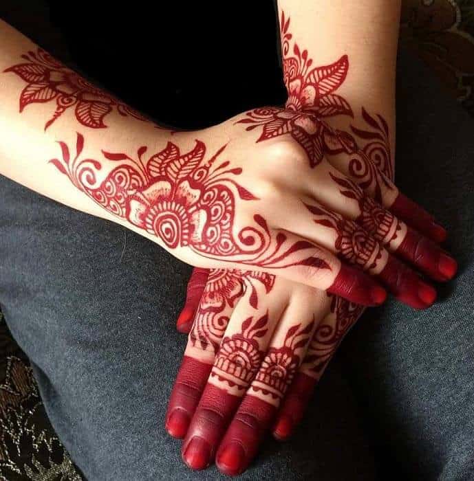 CUTE MEHANDI DESIGNS