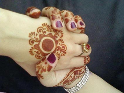 SIMPLE BRIDAL MEHNDI