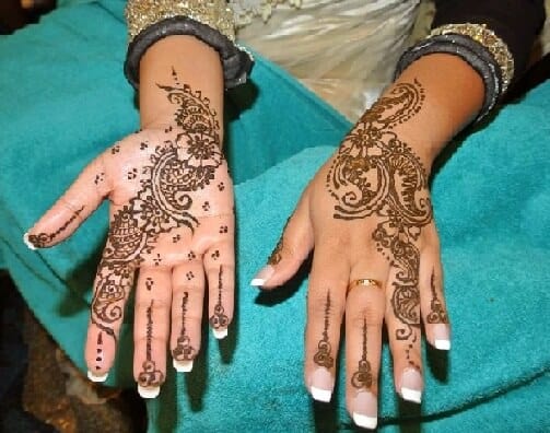 FRONT AND BACK HAND MEHNDI