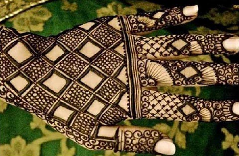 Geometrical Mehndi Design