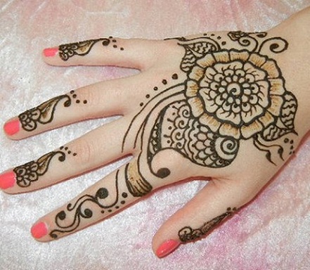 simple Flower Mehndi Design