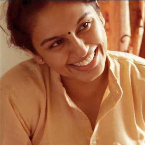 Huma Qureshi Without Makeup 5