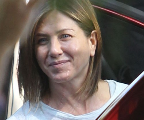 Jennifer Aniston without makeup 1