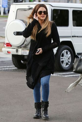 Khloe Kardashian without makeup 7