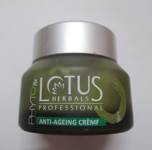 Lotus Herbals PHYTO-Rx Anti-Ageing Cream For Dry Skin