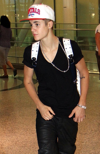 Justin-Bieber-without-makeup6