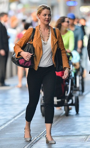 Katherine Heigl Spotted And About Out In New York