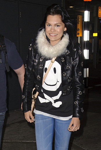 Jessie J without makeup 5