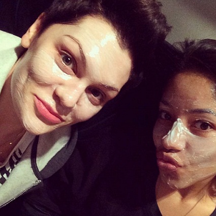 Jessie J without makeup 6