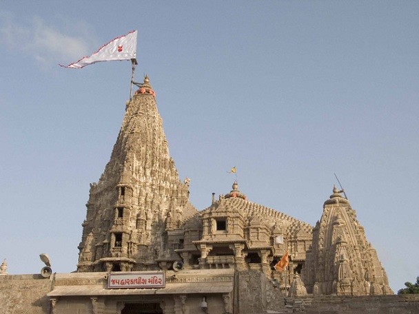 dwarakadheesh-temple_gujarat-tourist-places