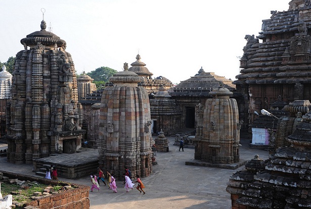 lingaraja-temple_orissa-tourist-places