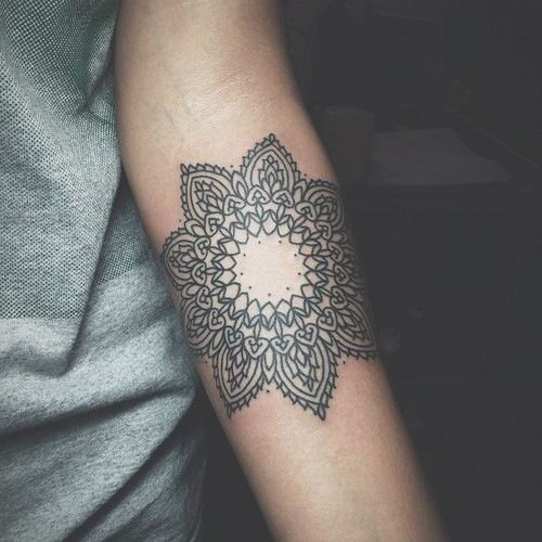 Magnificent flower Tattoo