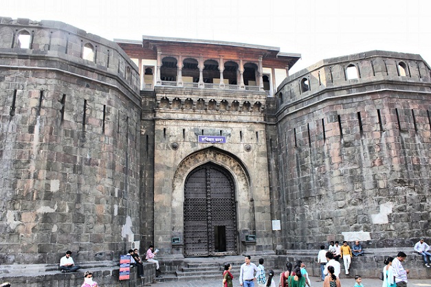 shaniwar-wada_pune-tourist-places