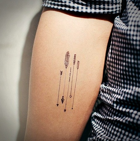 Elegant Bicep Tattoo Design