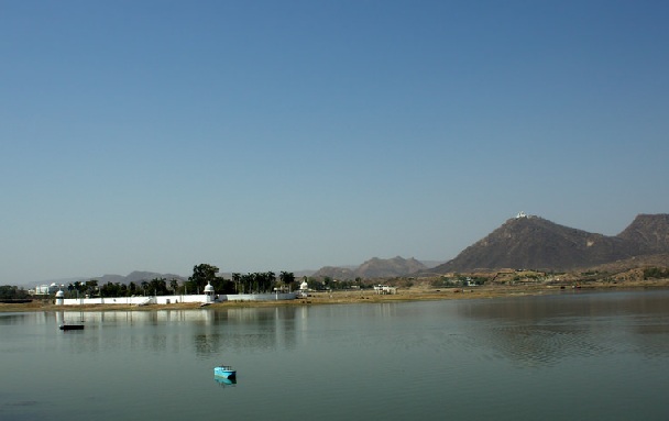 lake-fatehsagar_udaipur-tourist-places