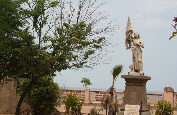 statue-of-joan-of-arc_pondicherry-tourist-places