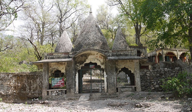 beatles-ashram_rishikesh-tourist-places