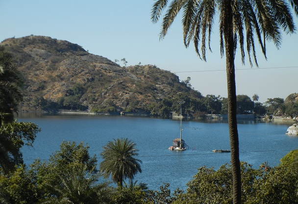 nakki-lake_mount-abu-tourist-places