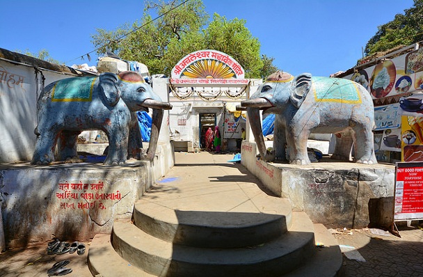 achleshwar-temple_mount-abu-tourist-places