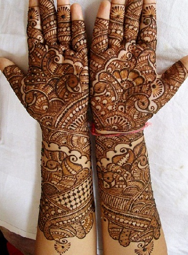 Rich Floral Designer Mehandi