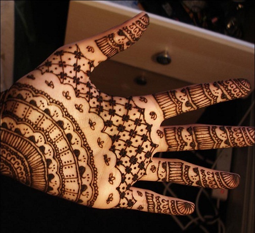 khafif mehndi pattern