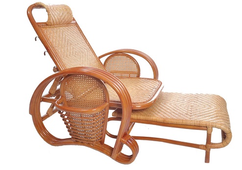 Relaxing bamboo-folding-chair