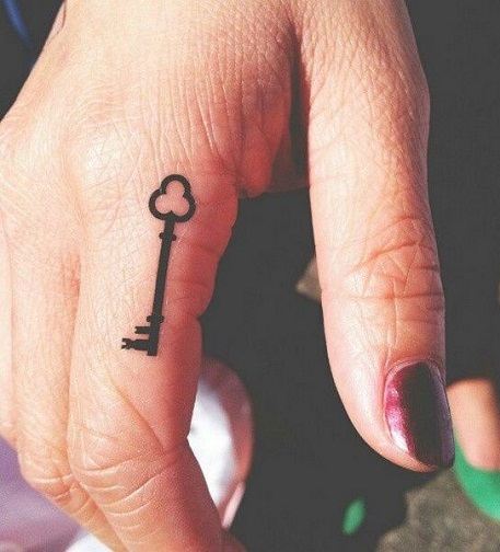 top-9-key-tattoo-designs14