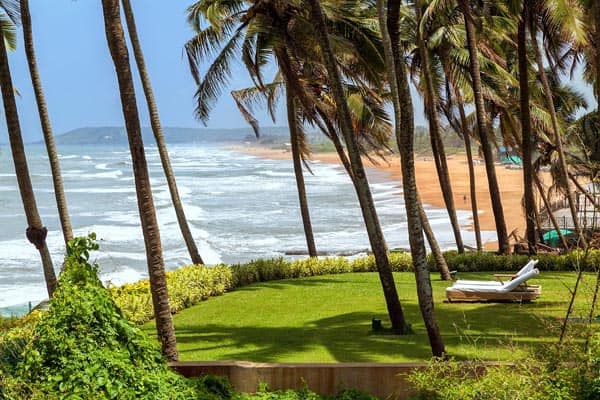 Sinquerim Beach For Newly Married Couples