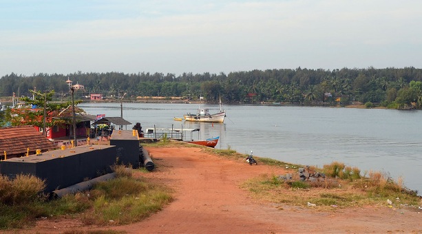 sultan-battery-beach_mangalore-tourist-places