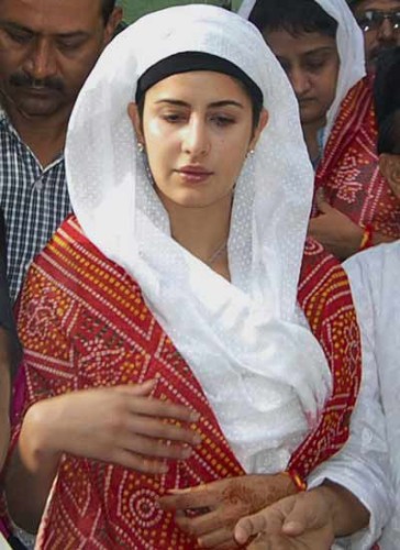 katrina-kaif-without-makeup-15