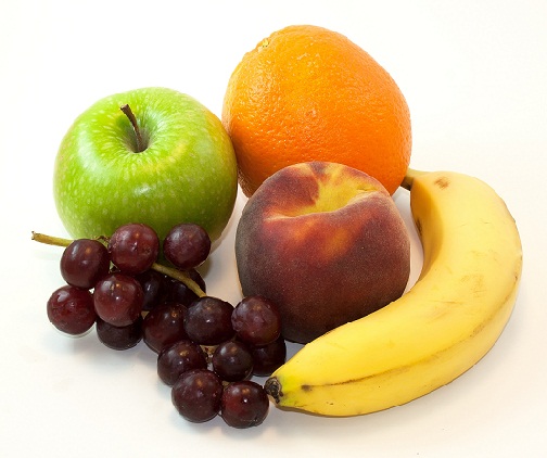 Simple Homemade Beauty Tips for Dull Skin-Eating Fruits