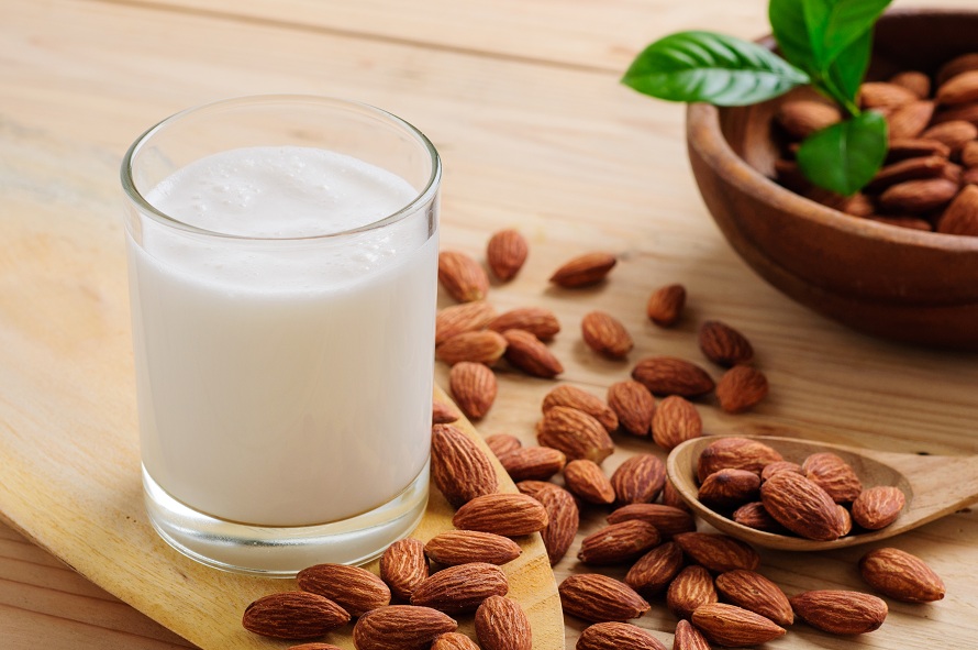 almond milk uses