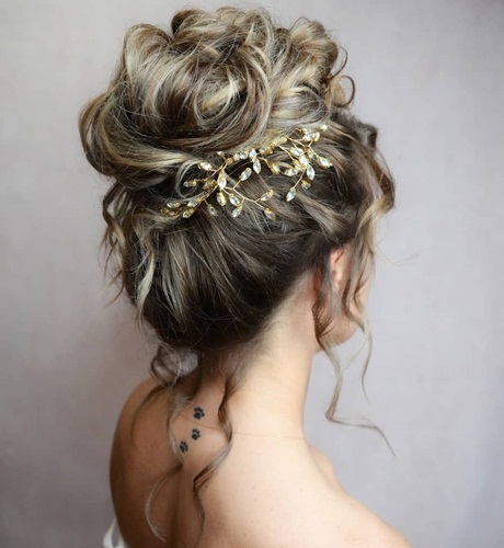 Messy Bun Updo